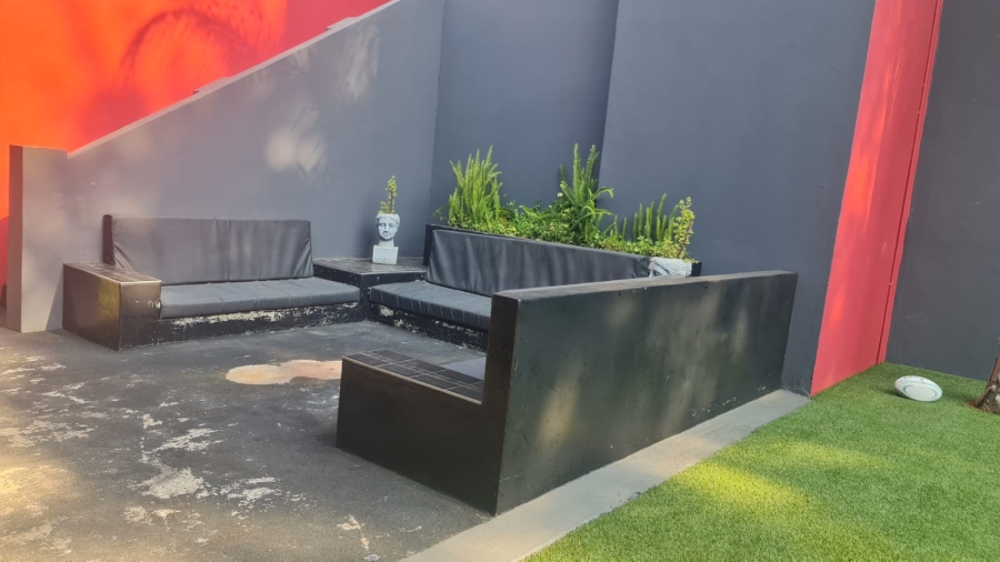 5 Bedroom Property for Sale in Protea Park North West